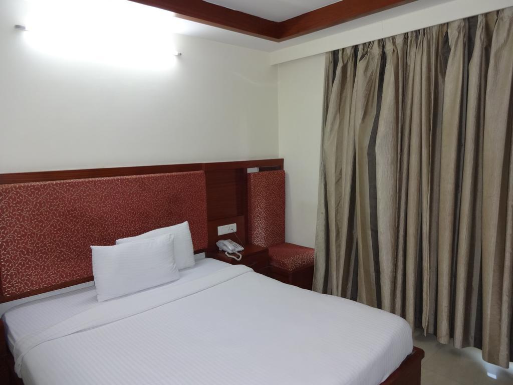La Hospin Hotel Rājahmundry Camera foto