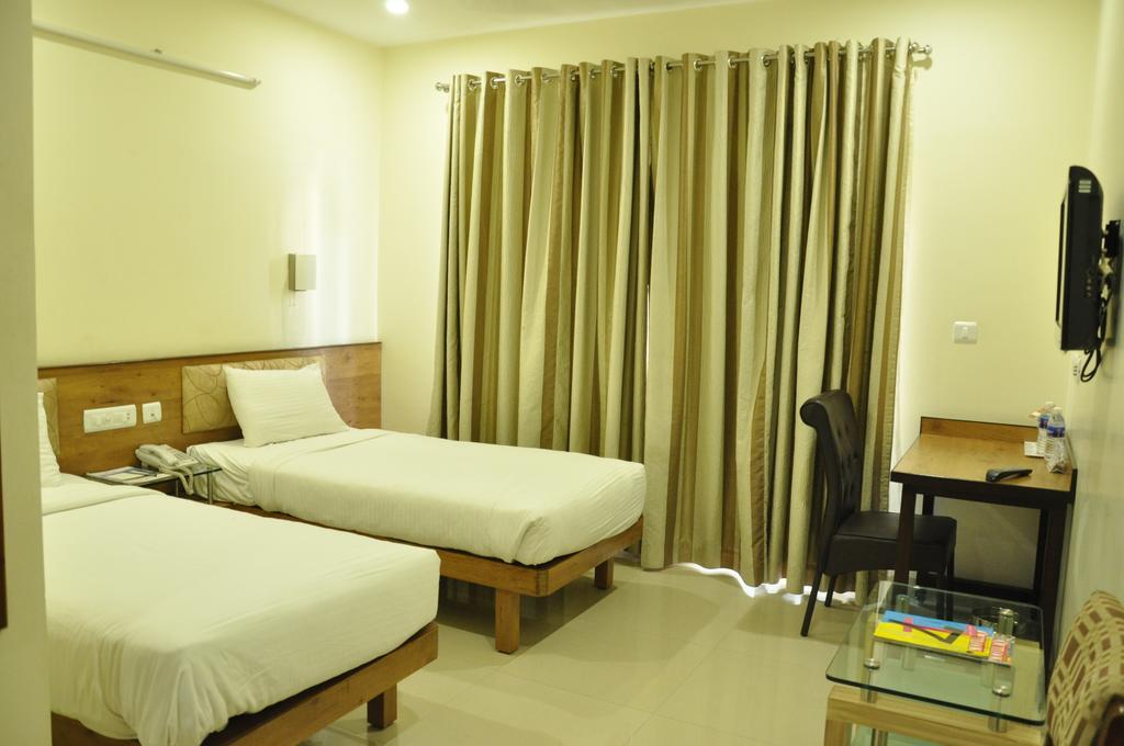 La Hospin Hotel Rājahmundry Camera foto